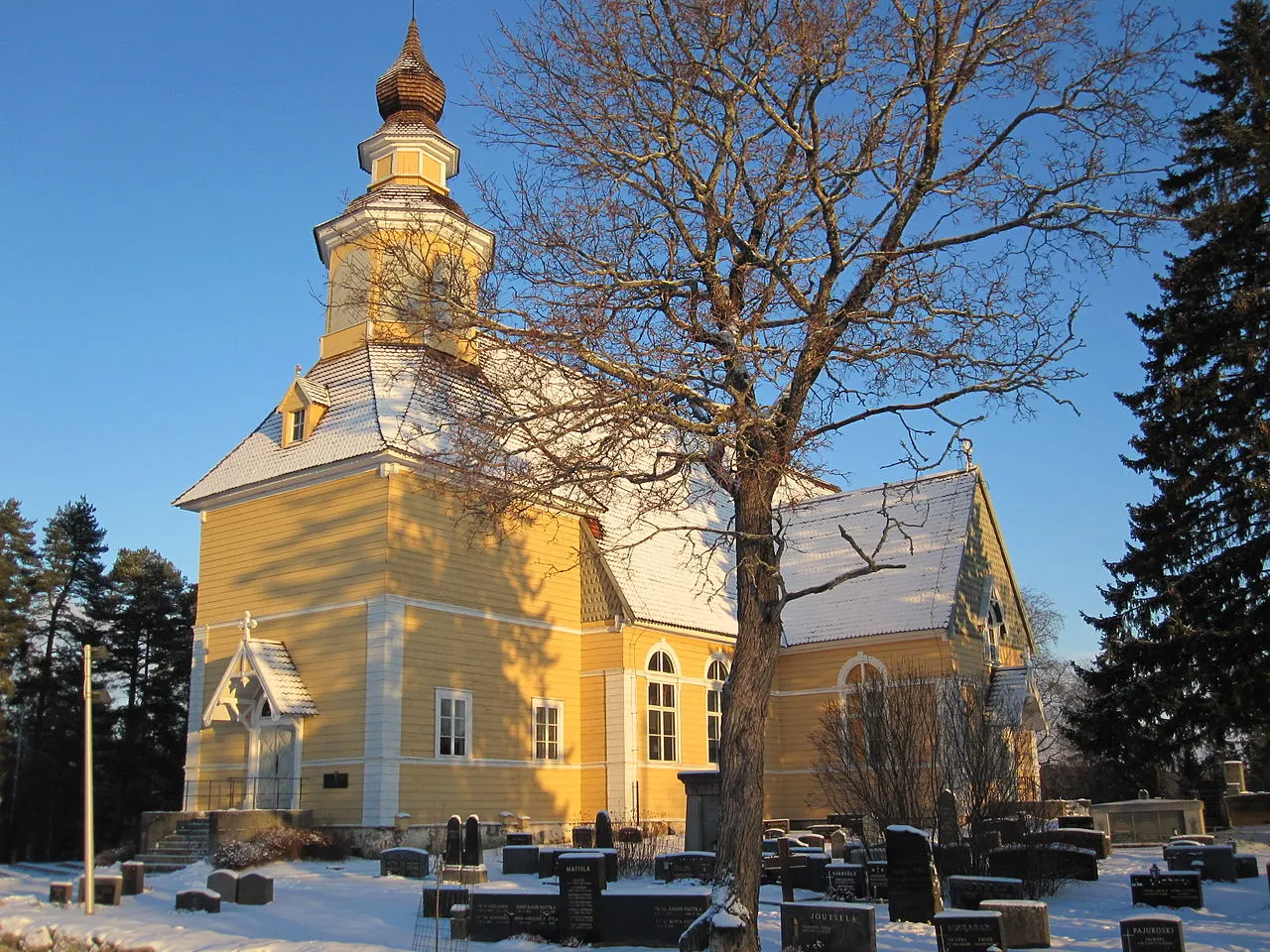 Längelmäen puukirkko Orivedellä on rakennettu vuosina 1770–1772.