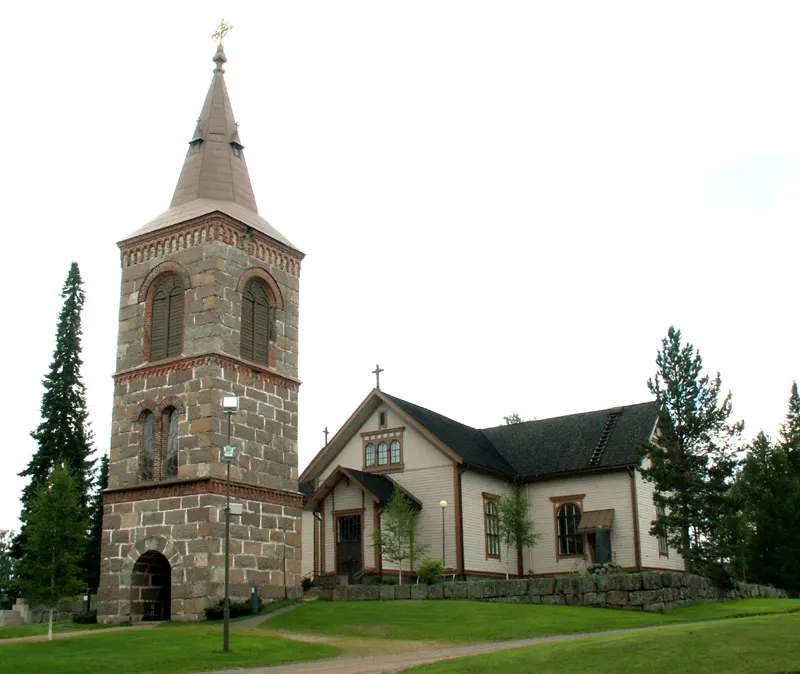 Parkanon kirkko on valmistunut vuonna 1800. Kellotapuli on valmistunut vuonna 1899.