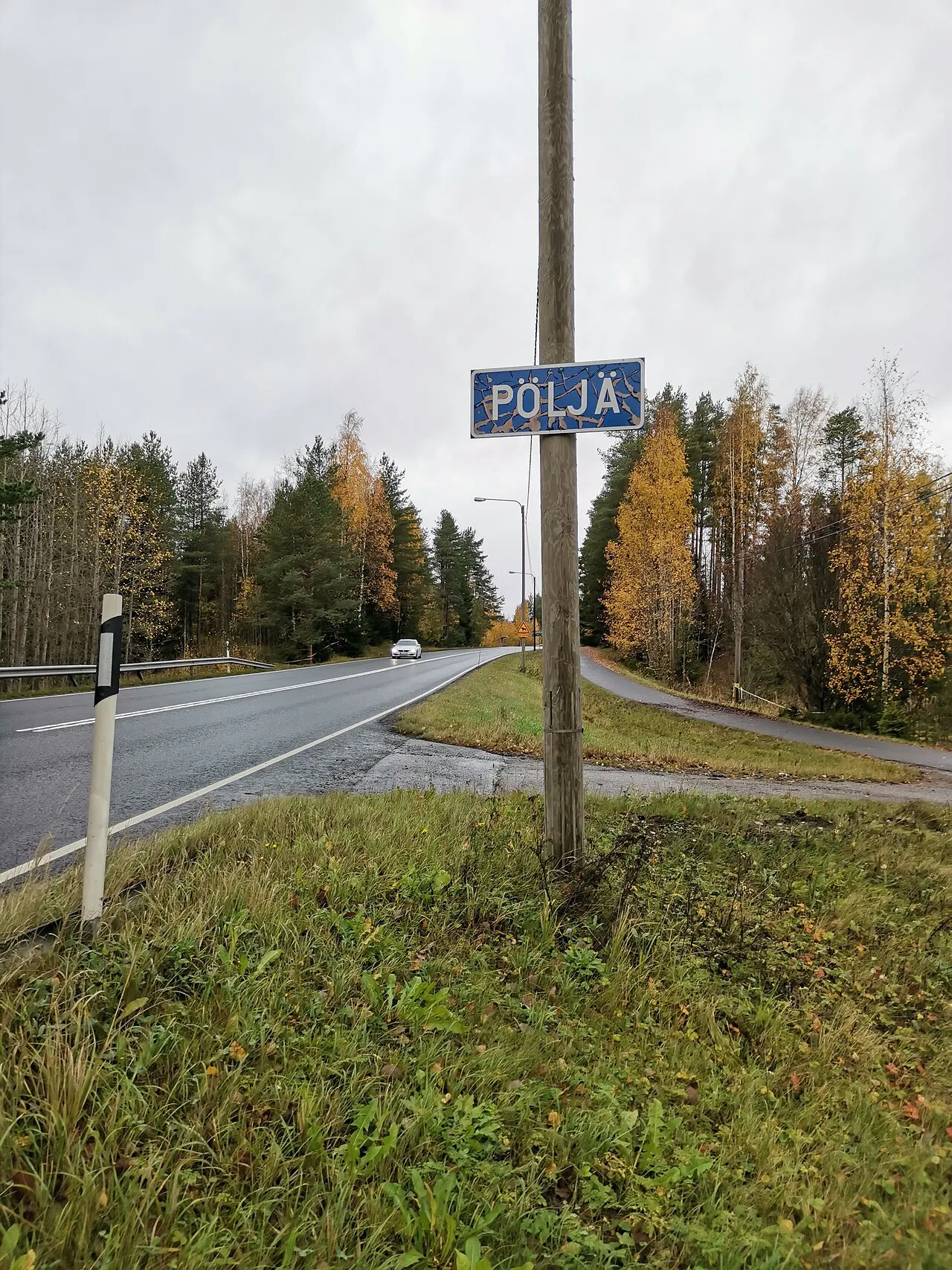 Valtatie 5 Pöljän kylässä Siilinjärvellä