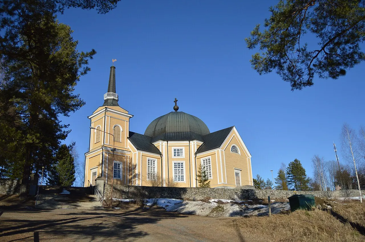 Rääkkylän kirkko maaliskuussa 2015
