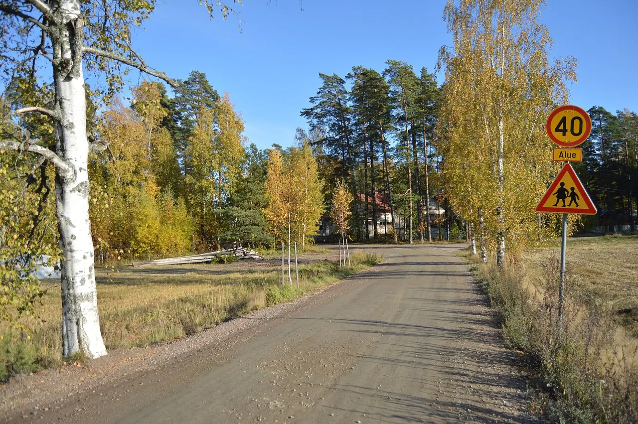 Kartanontie Haminan Vilniemellä