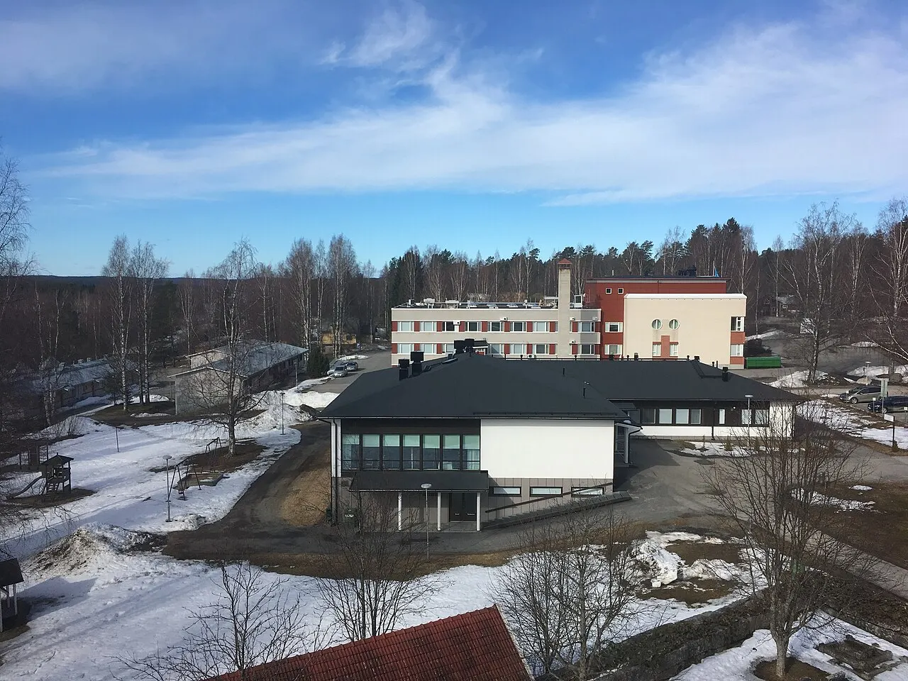Virtain keskusta, seurakunnan majatalo