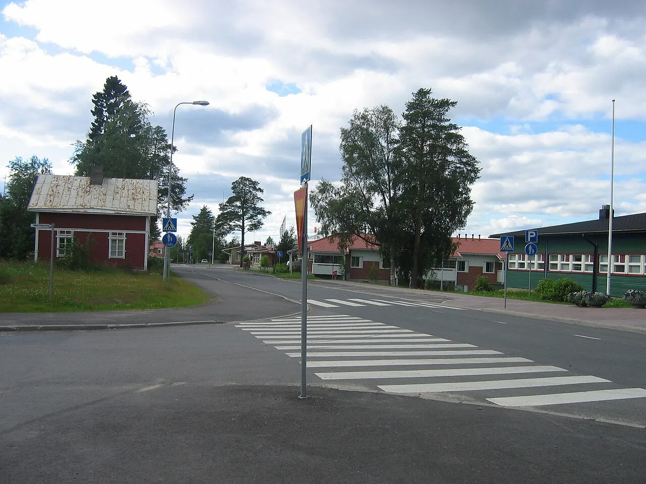 Harjutie, Ylikiimingin pääkatu
